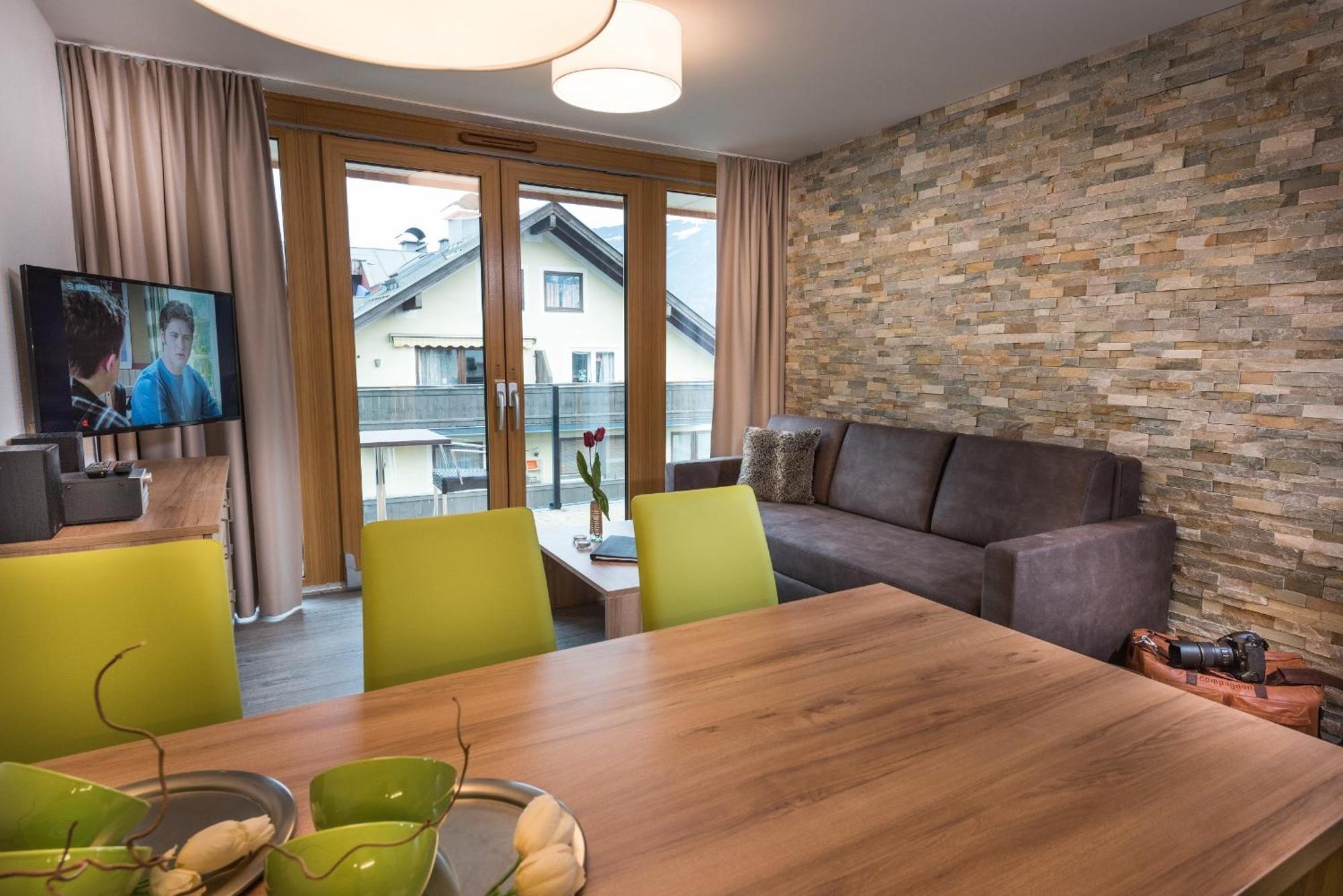 Alpenparks Hotel & Apartment Central Zell Am See Rum bild